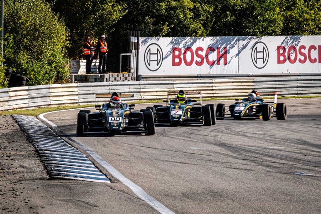 STEP Motorsport tog otte ud af ni mesterskabstitler 
(Foto: STEP)